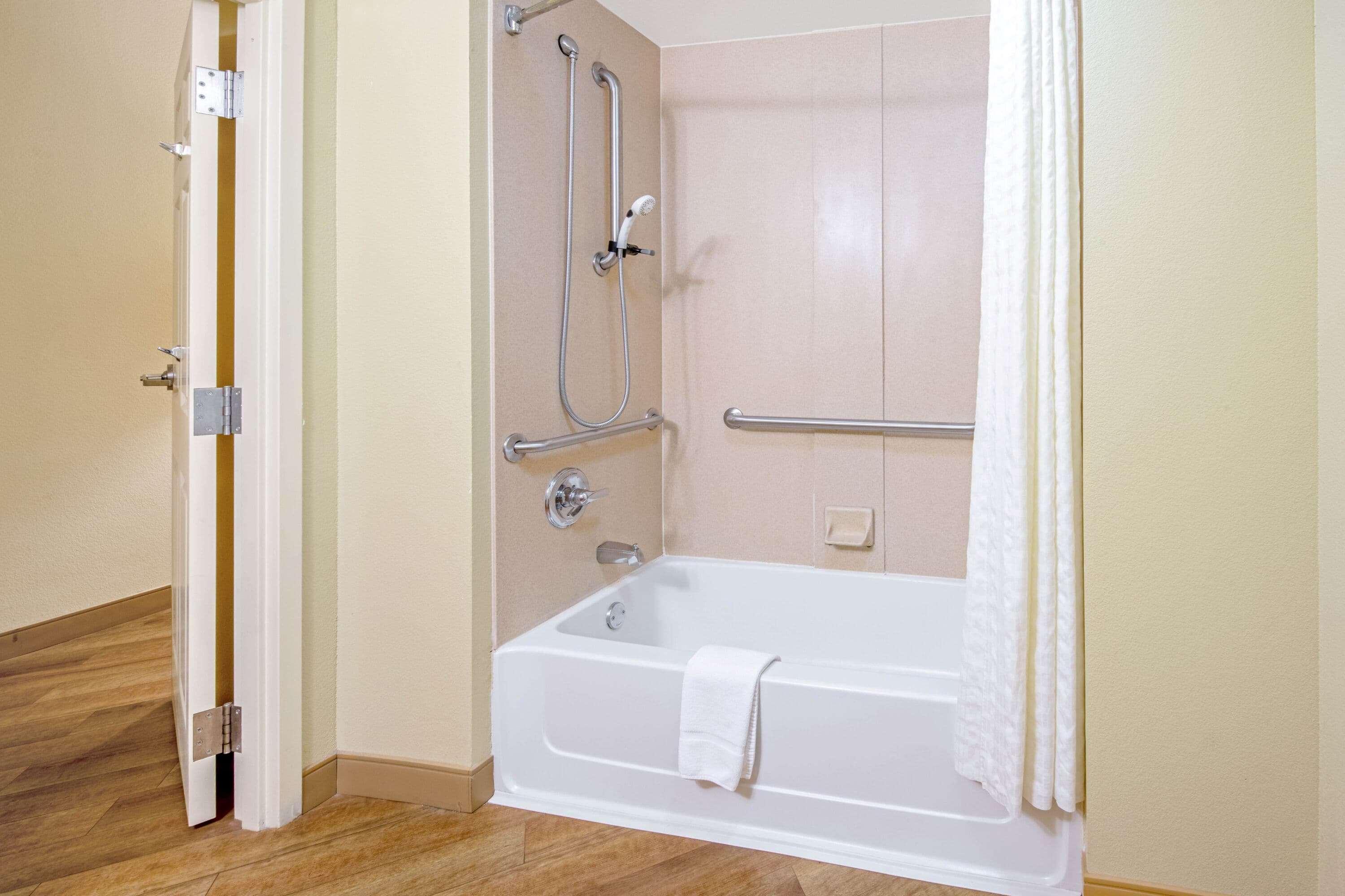 La Quinta By Wyndham / Sill 3*