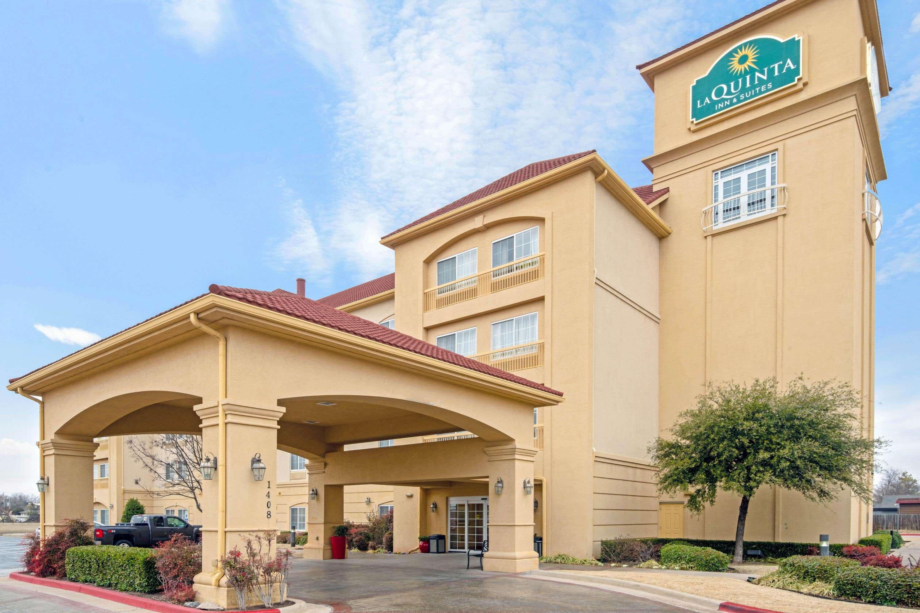Hotel La Quinta By Wyndham / Sill